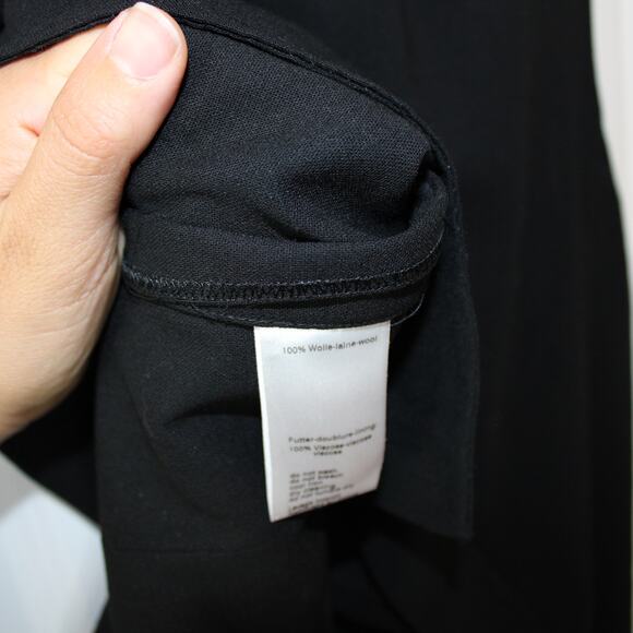 AKRIS Black Wool Sleeveless Gilet Blazer Vest Essential | 16 - Picture 9 of 9